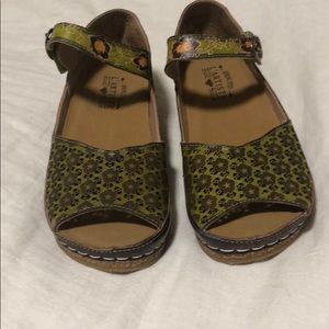 L’Artiste Spring Step Sandals